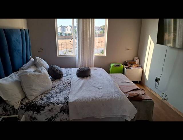 2 BEDROOM APARTMENT FOR SALE IN COUNTRY VIEW